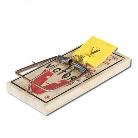 Dřevěná past na potkany s plastovým navoněným pedálem